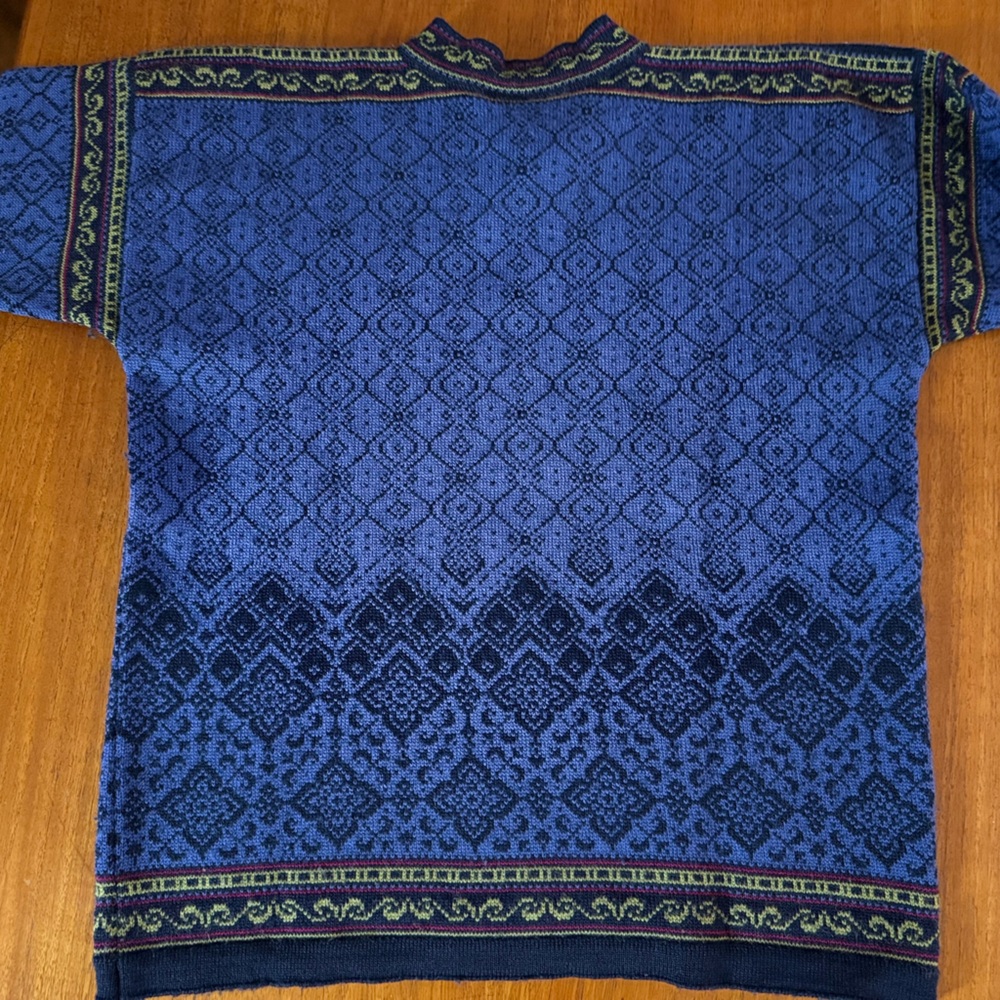 Dale of Norway Women’s Pullover Wool Sweater - Picture 8 of 8